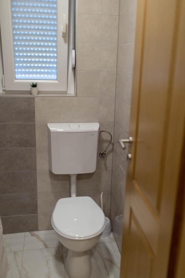Apartmani Mia Prozor Exteriér fotografie