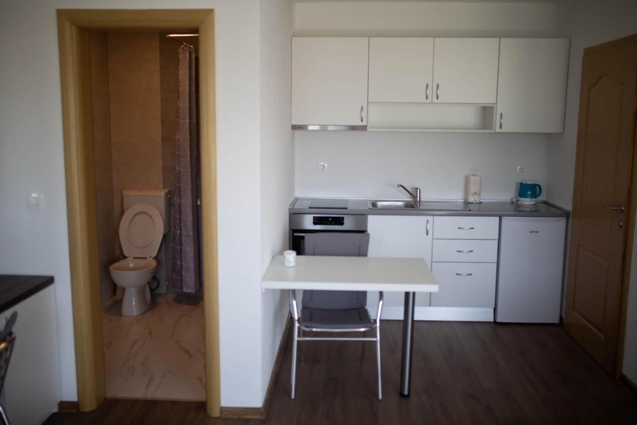 Apartmani Mia Prozor Exteriér fotografie