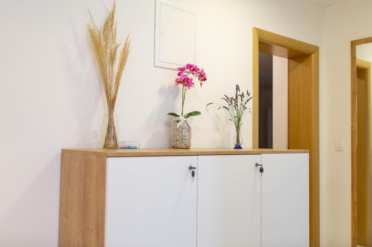 Apartmani Mia Prozor Exteriér fotografie