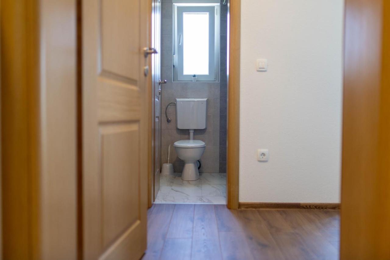 Apartmani Mia Prozor Exteriér fotografie